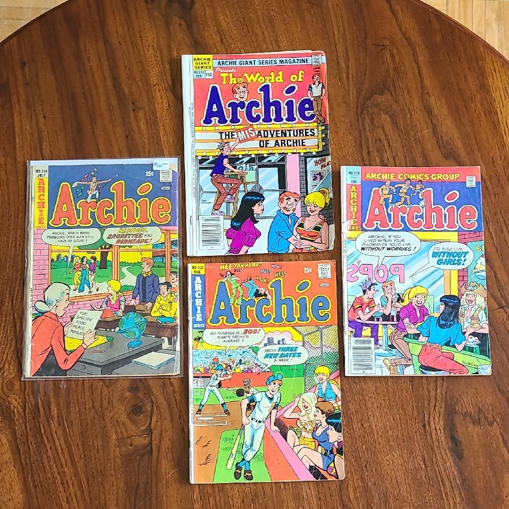 Archie Giant Comic Book Collection 236, 237, 310 World Of Archie 532 Vintage Lot